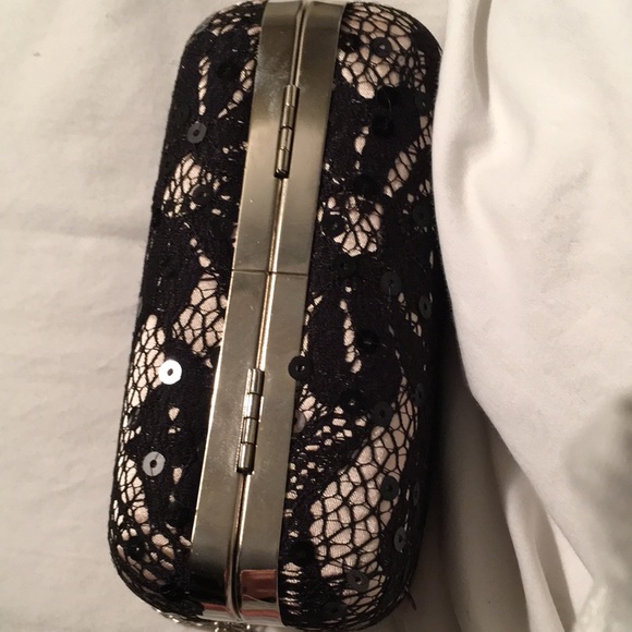 SMALL ELEGANT EVENING PURSE - Picture 11 of 11